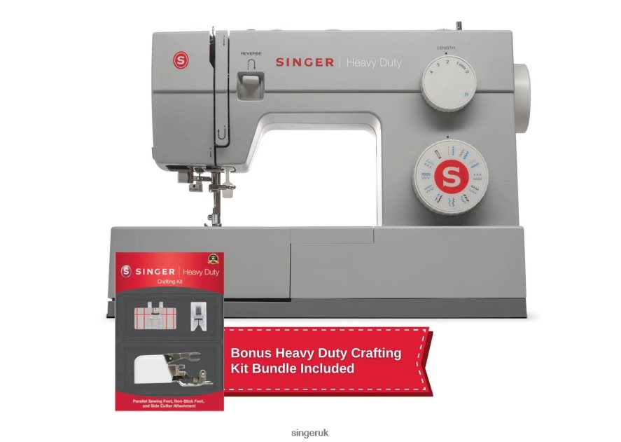 SINGER Heavy Duty 44S Sewing Machine and Crafting Kit Machines 2646ZJ38